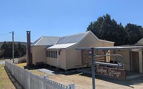 The Radford Couples Cottage Heart Of Stanthorpe